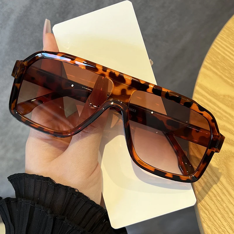 1PCS Oversized Vierkante Anti  - Sunglasses Uv400 recensie en prijs