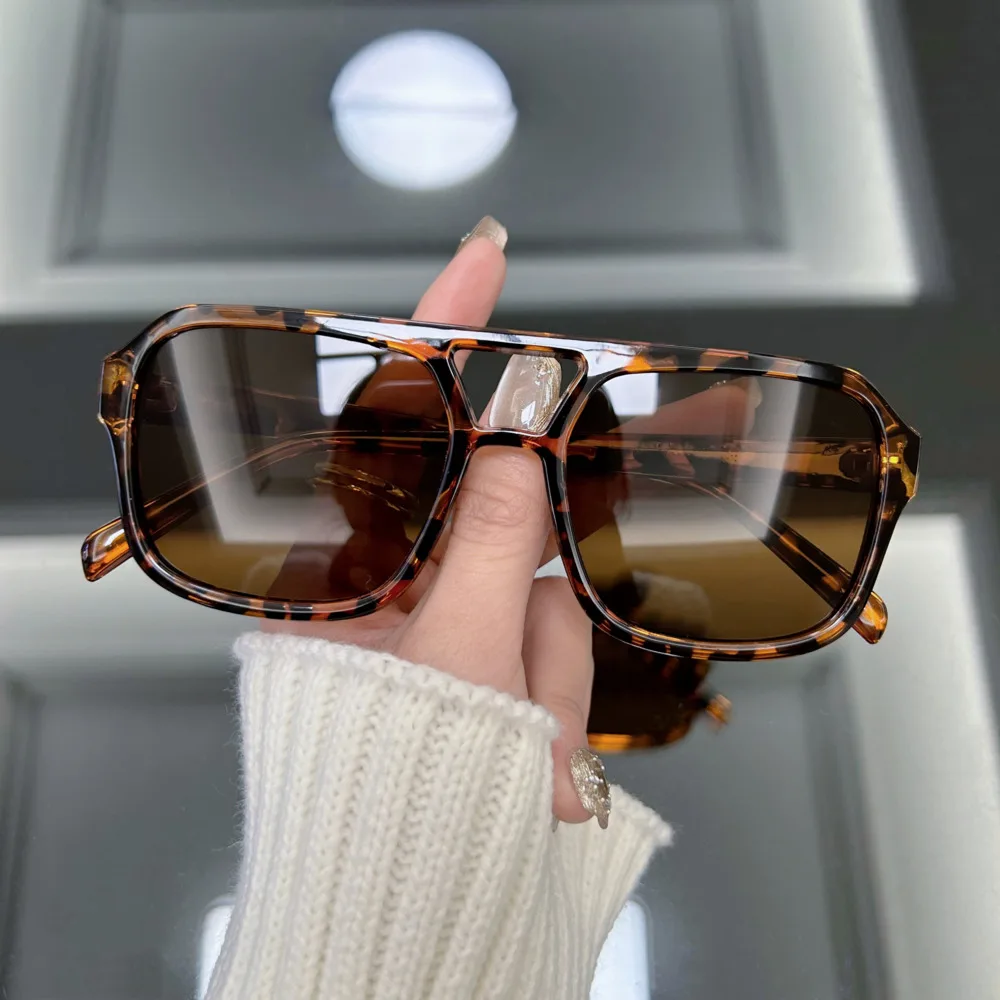 Vintage Vierkante Zonnebril Vr - Designer Sunglasses recensie en prijs